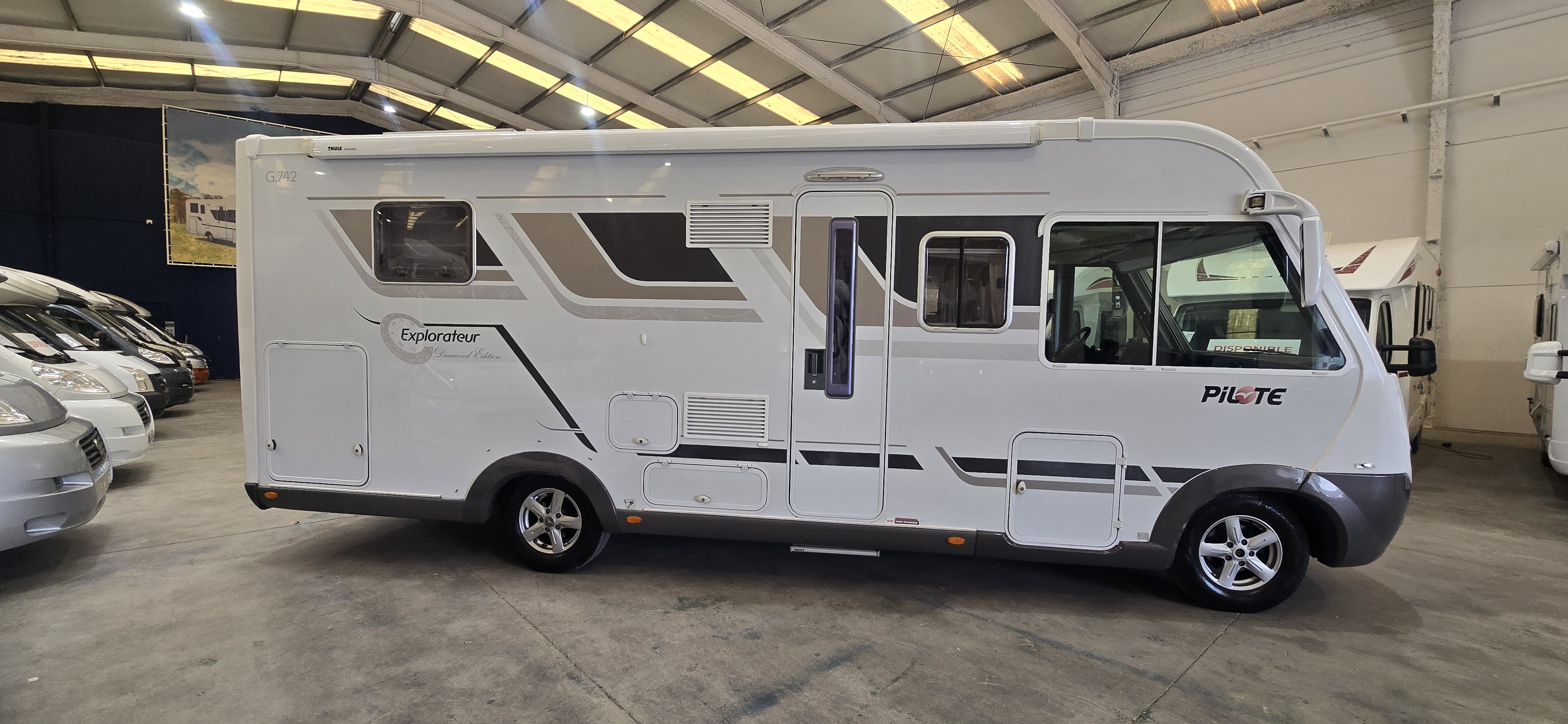 PILOTE EXPLORATEUR G741 721930 CARNET C - autocaravana de segunda mano