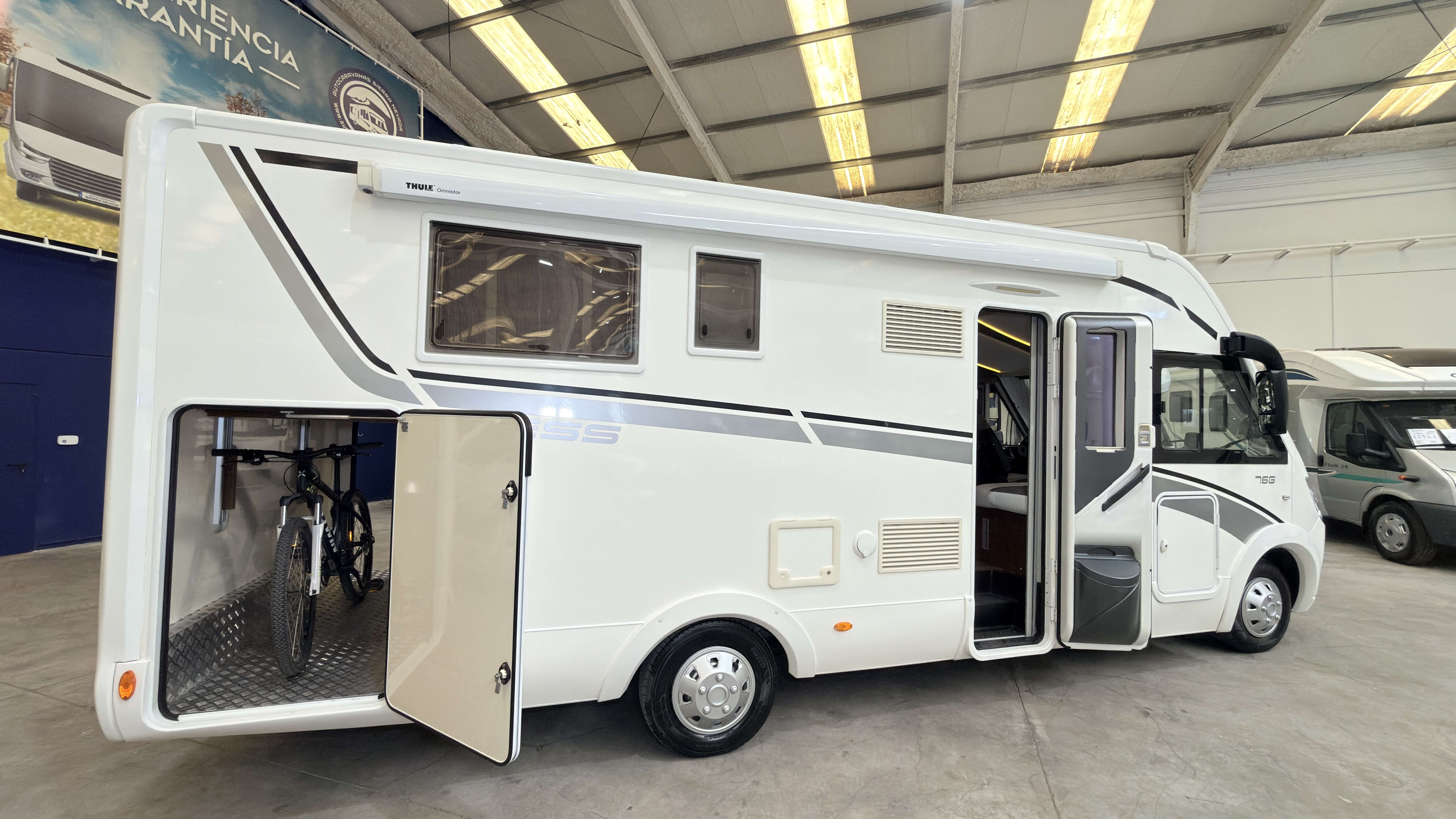 MCLOUIS NESS 76G 756630 - autocaravana de segunda mano